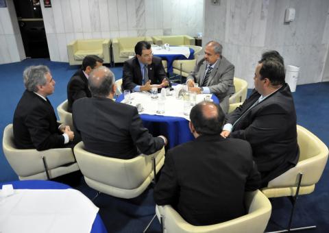 Empresários conversam com Braga sobre alíquota diferenciada do ICMS